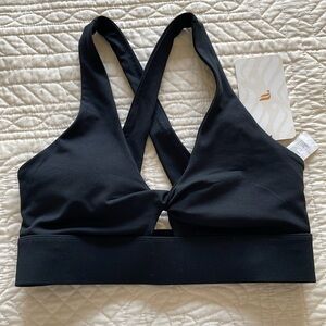 Oasis Twist-Front Sports Bra Fabletics NWT